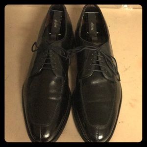 Allen Edmonds size 8 D black oxford